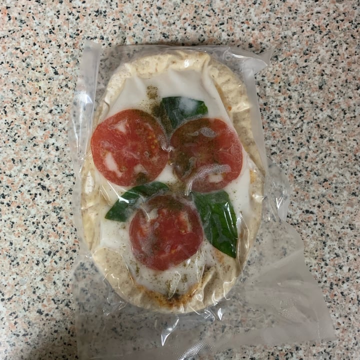 review photo of Marciano Vegano Pizza primavera shared by @gingerale on 08 Mar 2022 - review