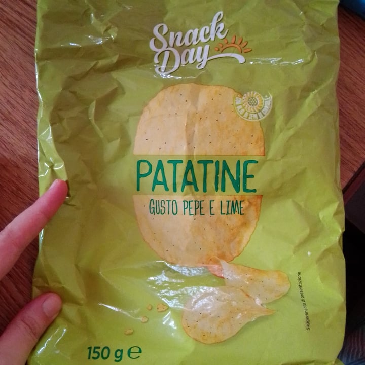 photo of Snack Day Patatine gusto lime e pepe shared by @vegatta on  24 Apr 2022 - review