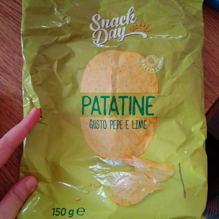review photo of Snack Day Patatine gusto lime e pepe shared by @vegatta on 24 Apr 2022 - review