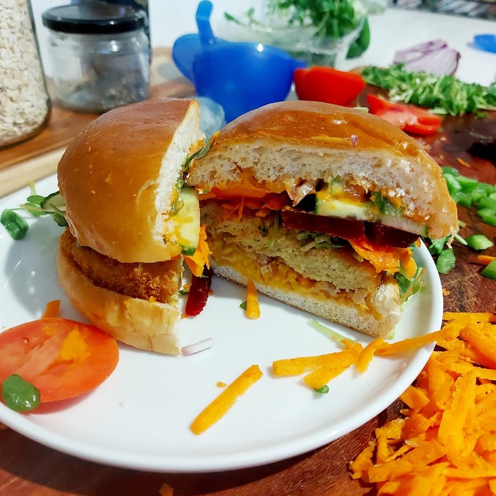 photo of Fry's Family Food Fry's Artisan Bakery Brioche Burguer Buns shared by @romyelise on  07 May 2022 - review