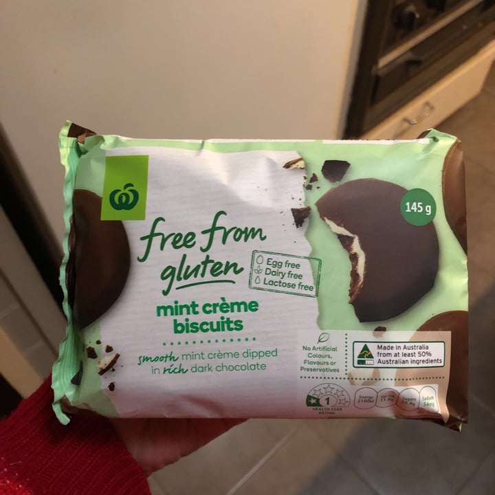 photo of Woolworths Food Mint crème biscuits shared by @whoisjoanne on  21 May 2020 - review