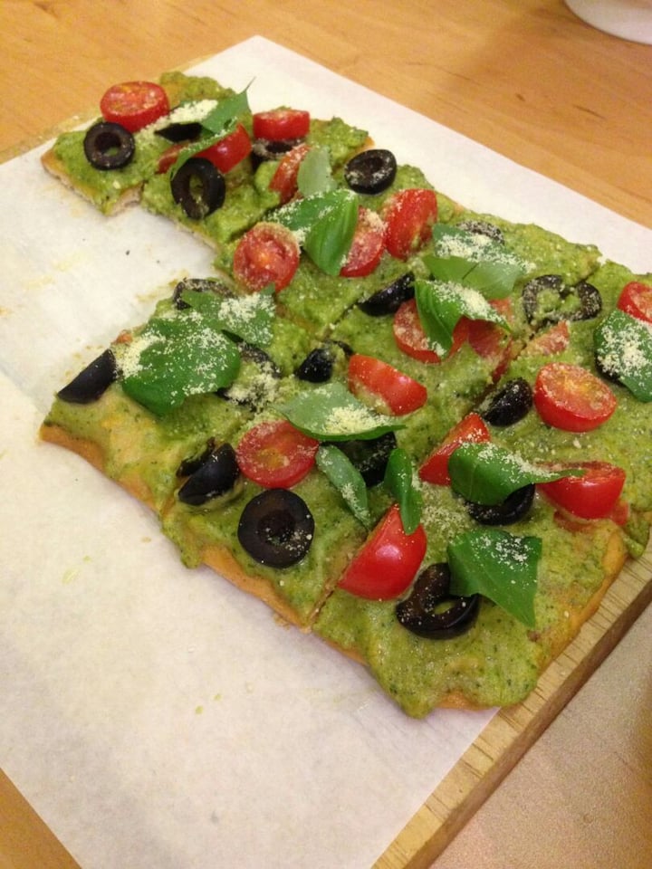photo of LN FORTUNATE COFFEE MALAYSIA 幸福咖啡 Pesto Pizza shared by @liberationbby on  09 Jan 2020 - review
