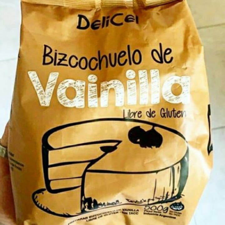 photo of Delicel Bizcochuelo Sabor Vainilla shared by @cam1veg on  01 Sep 2020 - review