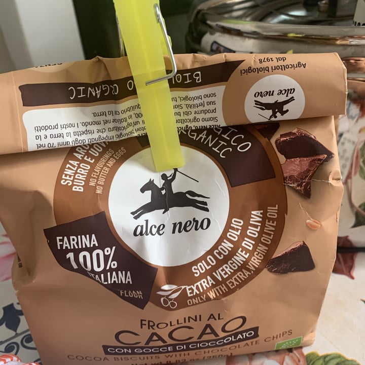 photo of Alce Nero Frollini al cacao con gocce di cioccolato shared by @carly- on  27 Nov 2021 - review
