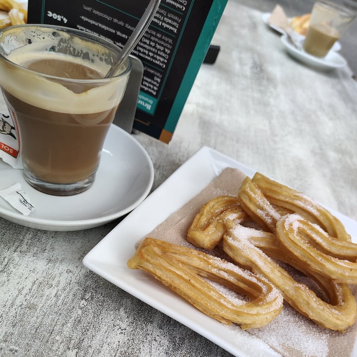 photo of Bar Snack 55 Churros y café con leche de soja shared by @silvia-m on  06 Dec 2022 - review