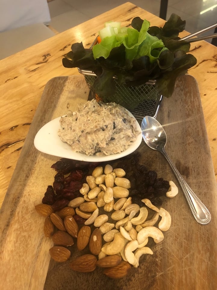 photo of Hua Hin Vegan Cafe & Wine Jackfruit “Tuna Melt” shared by @delphinesupanya on  28 Dec 2019 - review