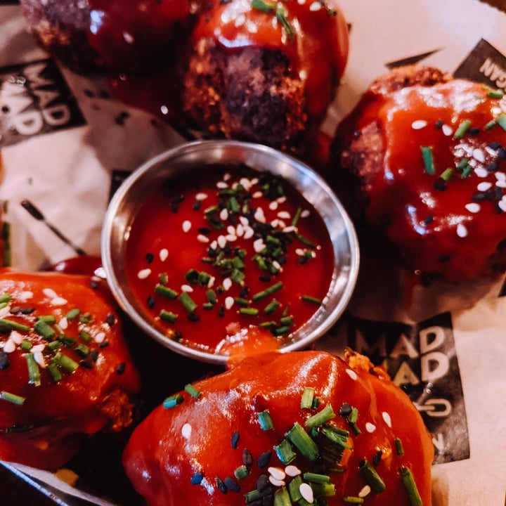 photo of Mad Mad Vegan Homemade Buffalo Coli Wings shared by @carolarribas on  19 Sep 2021 - review