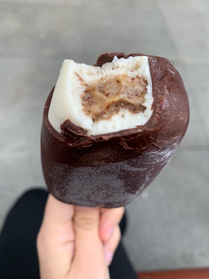 photo of Vegan Bakkal Vagnum by Nu Snacks shared by @alarathevegan on  09 Dec 2019 - review