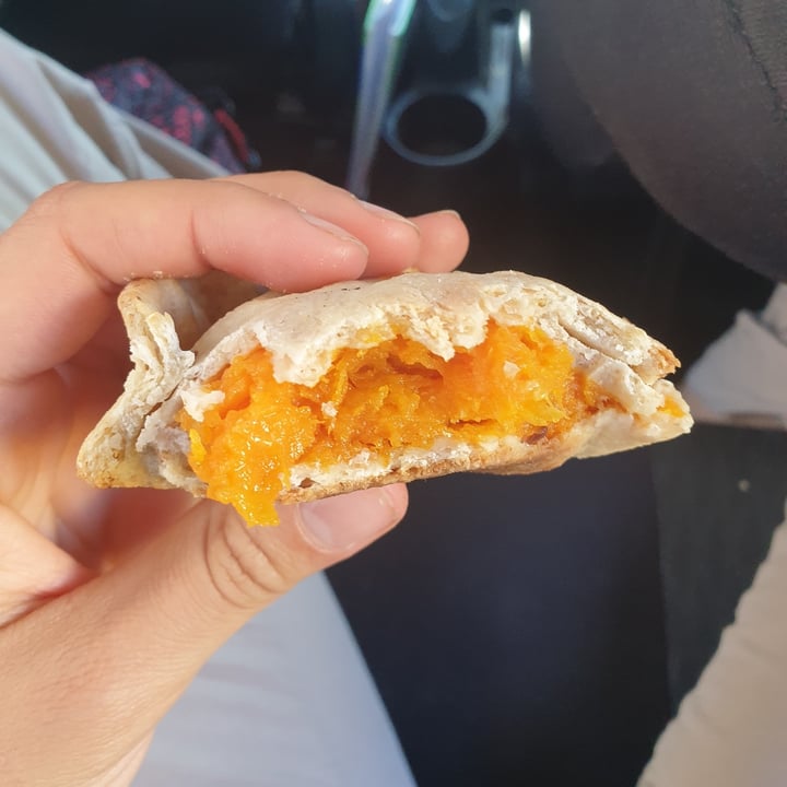 review photo of El búho panadería Empanadas shared by @emmaperezm on 08 Apr 2021 - review