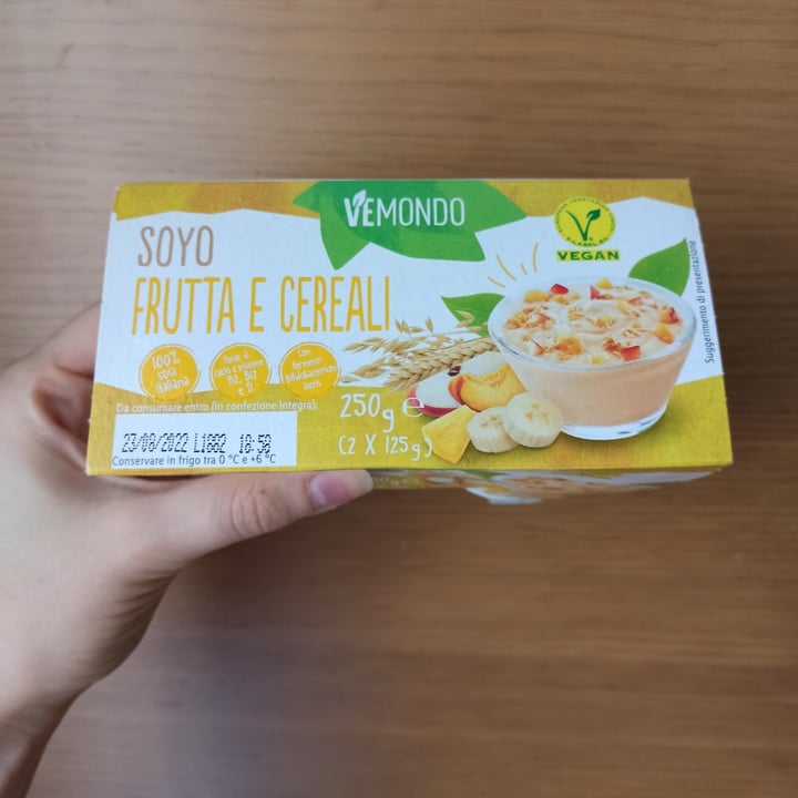 photo of Vemondo  Soyo Frutta e Cereali shared by @julieve on  03 Aug 2022 - review