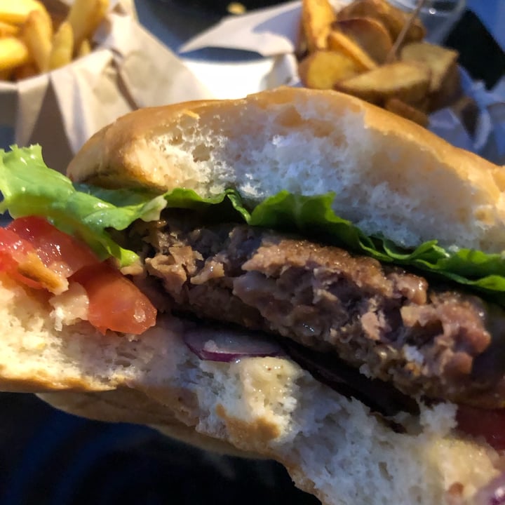 review photo of Paninoteca Nube Beyond Burger shared by @sillymalagoli on 28 Sep 2022 - review