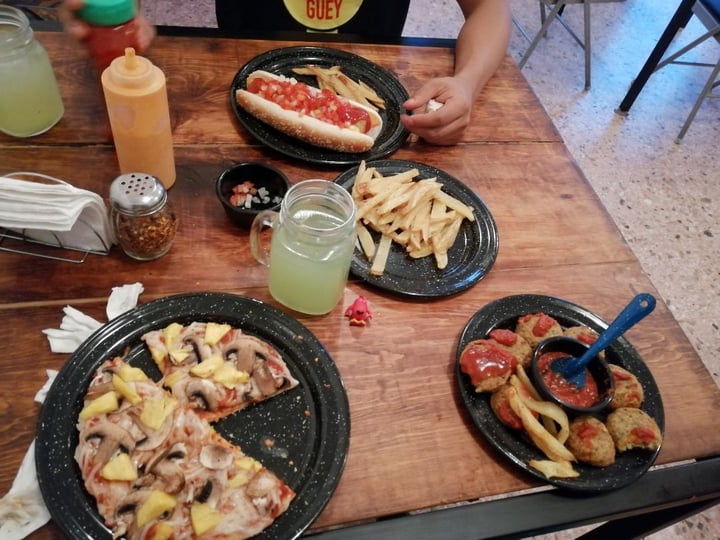 review photo of Vegarum Pizza hawaiana shared by @lauragamez on 26 Feb 2020 - review