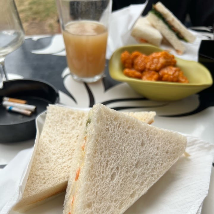 review photo of Gelateria Su Per Giù Aperitivo Vegan shared by @nicole- on 27 May 2022 - review