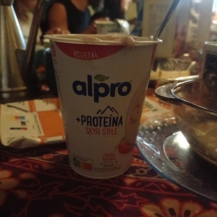 review photo of Alpro Proteina skyr style Fresa shared by @ratita-libre on 22 Oct 2022 - review