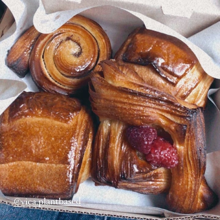 review photo of Vica Facturas shared by @francescachina on 17 May 2021 - review