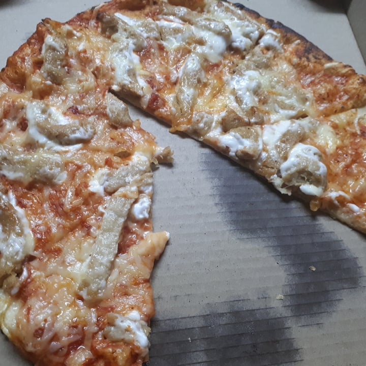 photo of Panarottis Somerset West Mall Chicken Mayonnaise pizza shared by @laurenf on  15 Apr 2022 - review