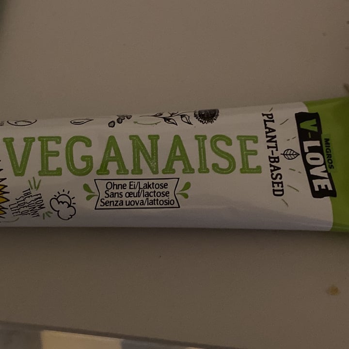 photo of Migros V-Love Veganaise shared by @meeww on  11 Mar 2022 - review