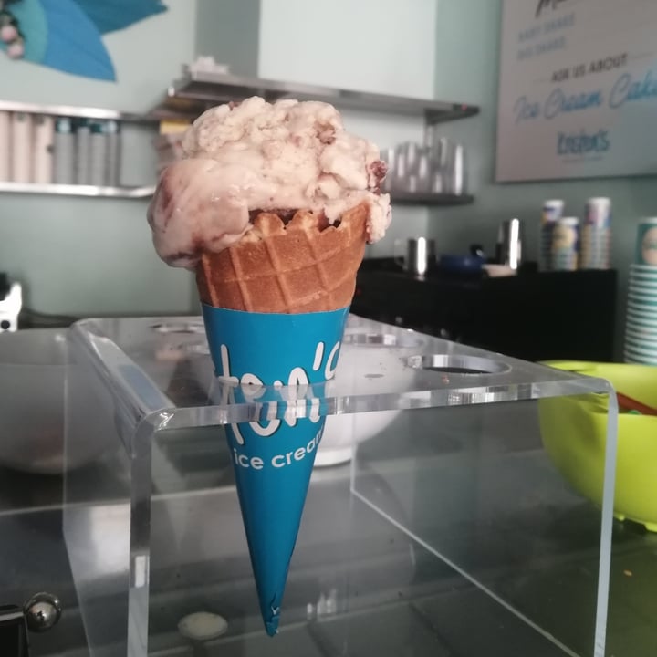 photo of Kristen's Kick-Ass Ice Cream Stellenbosch Peanut Butter Ice Cream shared by @thekeenbean on  25 Oct 2022 - review