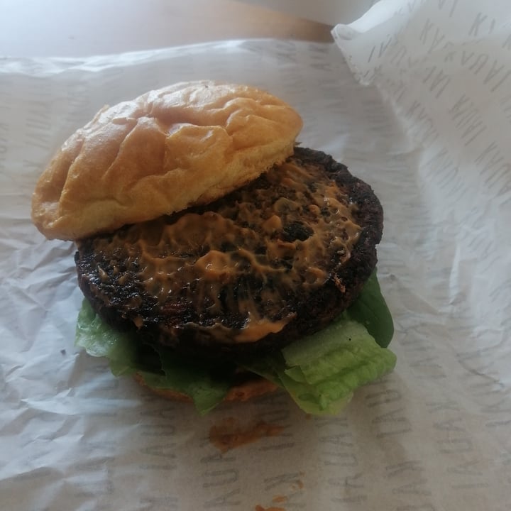 photo of KAUAI Somerset Mall No Bull Burger shared by @nicoledupreez on  19 Mar 2021 - review