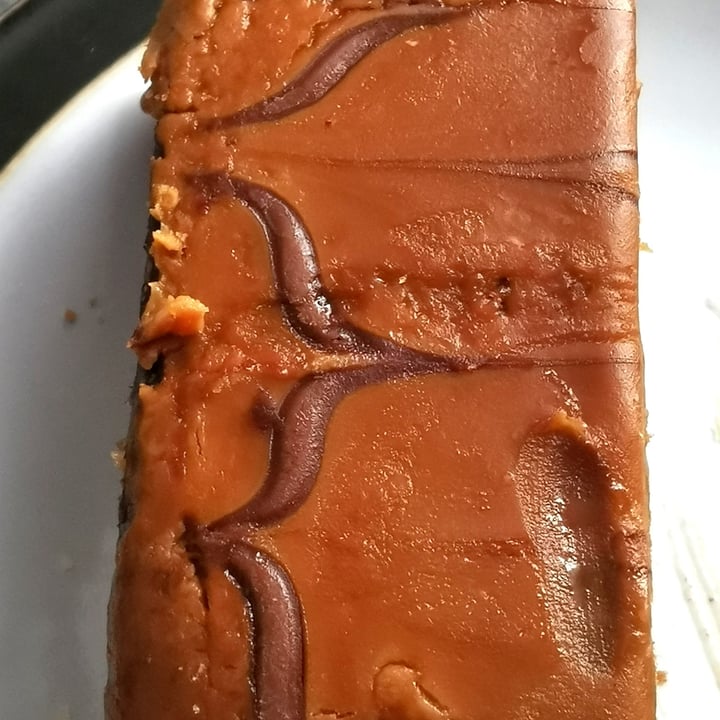 review photo of Compassionate Kitchen Biscoff Cheezcake Brownie shared by @marieco on 07 Oct 2022 - review