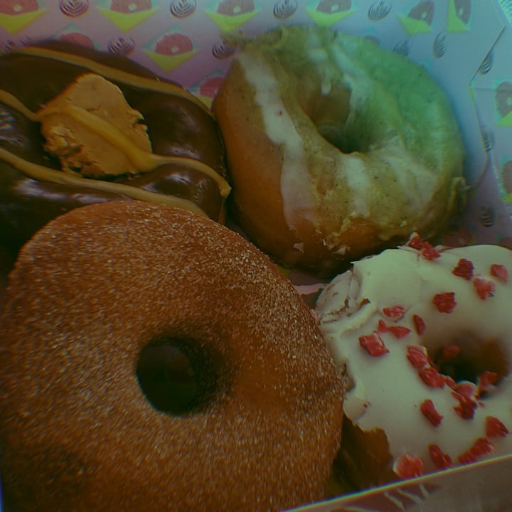 photo of Brammibal's Donuts Donut Azucarada shared by @marthavanpelt on  28 Sep 2020 - review