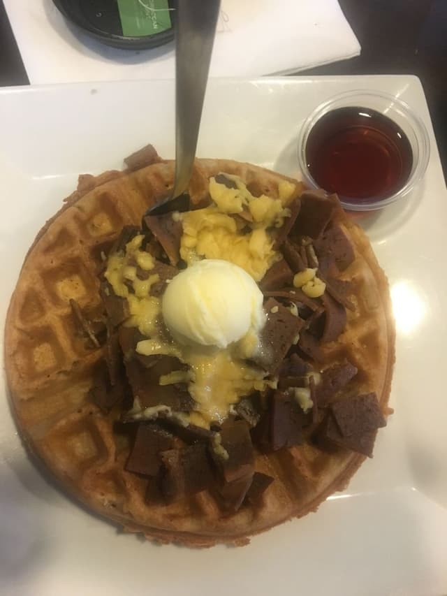 Photo of the dish “Vegan bacon cheese waffle”