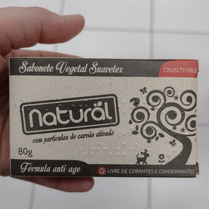 photo of Natural Sabonete Vegetal Com Carvão Ativado shared by @liviafrigerineves on  10 Jun 2022 - review