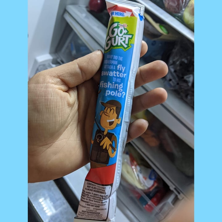 photo of Yoplait Dairy free go-gurt shared by @amsvfrazier90 on  14 May 2021 - review