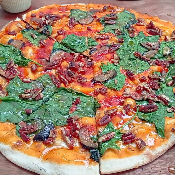 review photo of Migrante Pizza Anatolia shared by @franj36 on 19 Oct 2022 - review