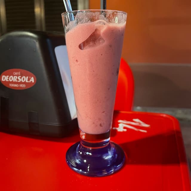 菜肴“sorbetto alla fragola”的照片