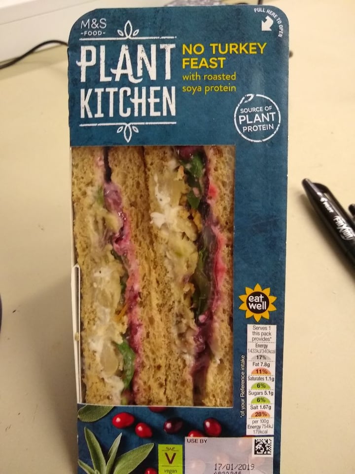 photo of Plant Kitchen (M&S) No Turkey Feast shared by @cocosmomma on  15 Mar 2019 - review