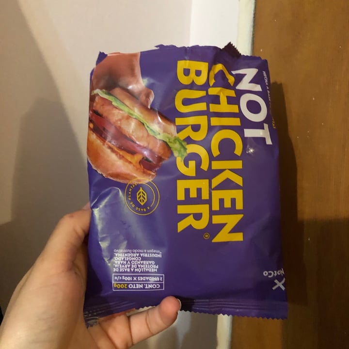 photo of NotCo Not Chicken Burger shared by @karupuntieri on  15 May 2022 - review