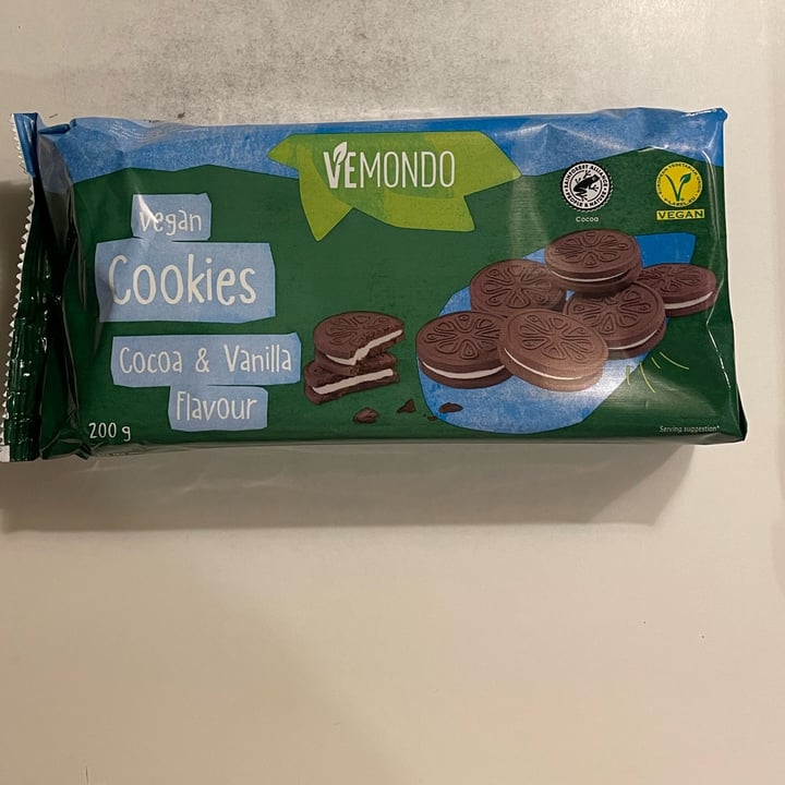 review photo of Vemondo Vegan Cookies Cocoa & Vanilla Flavour shared by @beascotto on 10 Dec 2021 - review