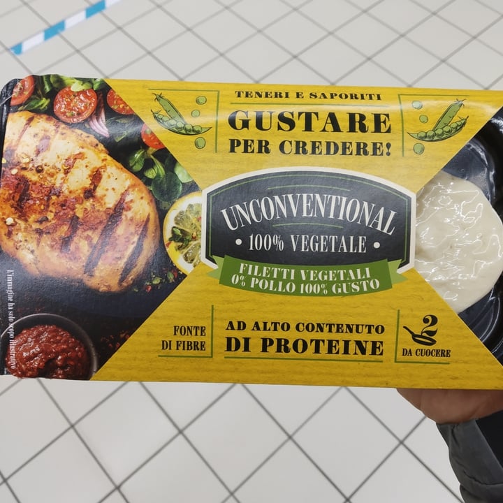 photo of Unconventional Filetti Vegetali 0% Pollo 100% Gusto - Plant Based Fillet shared by @trenitali433 on  06 Feb 2022 - review