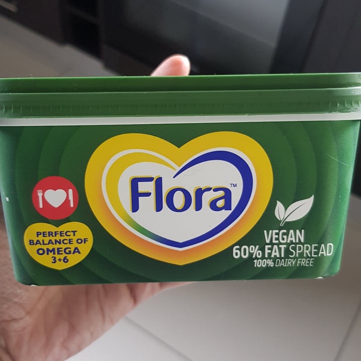 photo of Flora 60% fat spread shared by @happypotato on  27 Jan 2021 - review