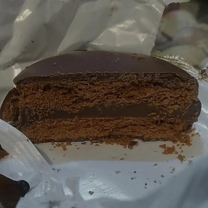 photo of Felices Las Vacas Alfajor Negro shared by @lila0901 on  12 Aug 2021 - review