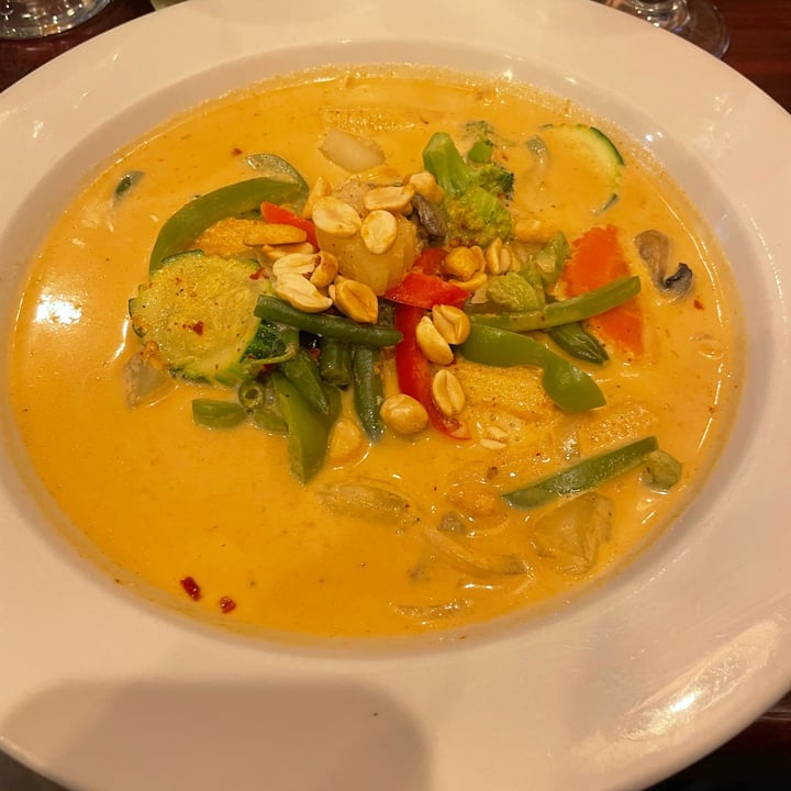 photo of Thai Spice Massaman Curry shared by @thevagrantvegan on  08 Jun 2022 - review
