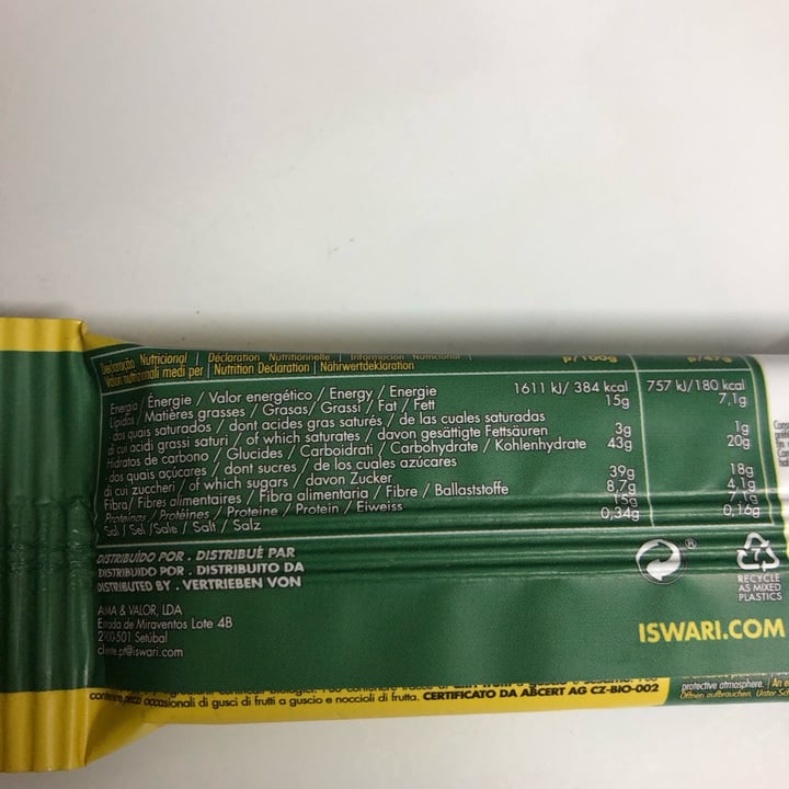 review photo of Iswari Buddha Protein - Chia Lemon Spirulina shared by @claudiaalmeida on 27 Sep 2022 - review