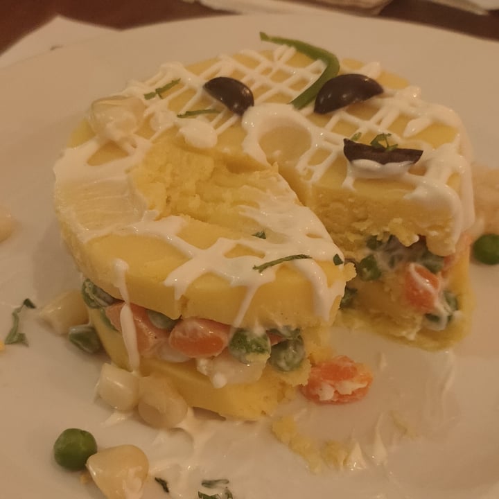 review photo of El Dorado Chicken Restaurante Peruano Causa rellena de verduras shared by @giulsburinj on 12 Mar 2022 - review