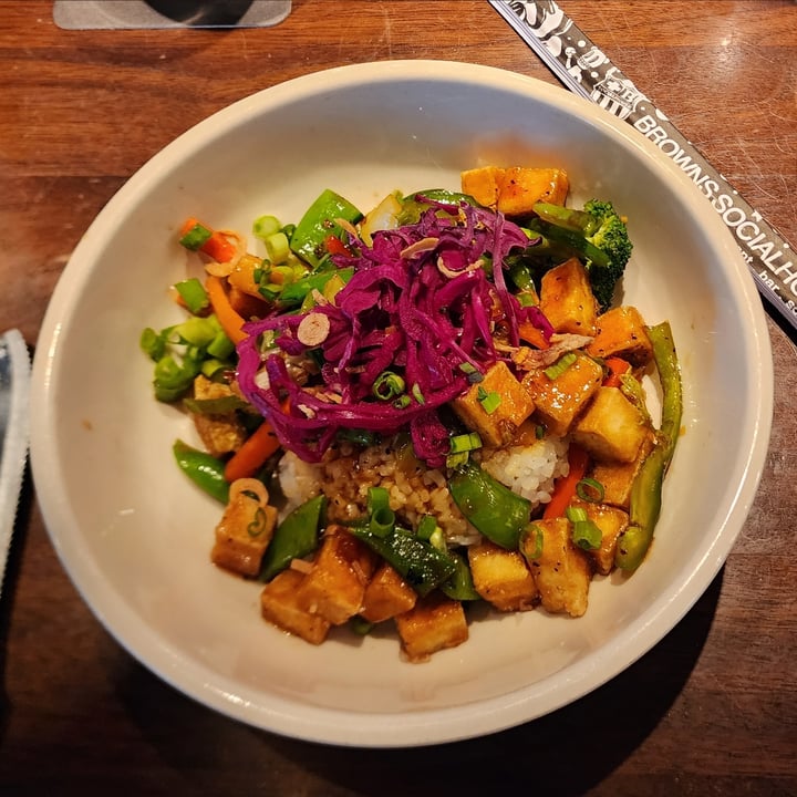 photo of Browns Socialhouse Harvey The Dragon Bowl shared by @naeemnedaee on  19 Dec 2022 - review