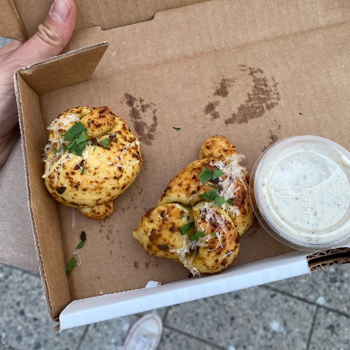 photo of Virtuous Pie Garlic Knots shared by @becs10 on  18 Jun 2021 - review