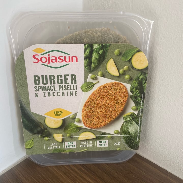 review photo of Sojasun Burger Spinaci, Piselli e Zucchine shared by @alevv on 12 Jan 2022 - review