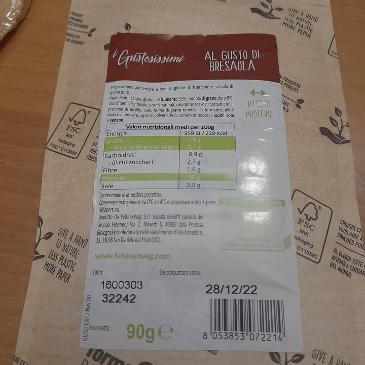 photo of I gustosissimi affettato vegetale shared by @lea13 on  12 Oct 2022 - review