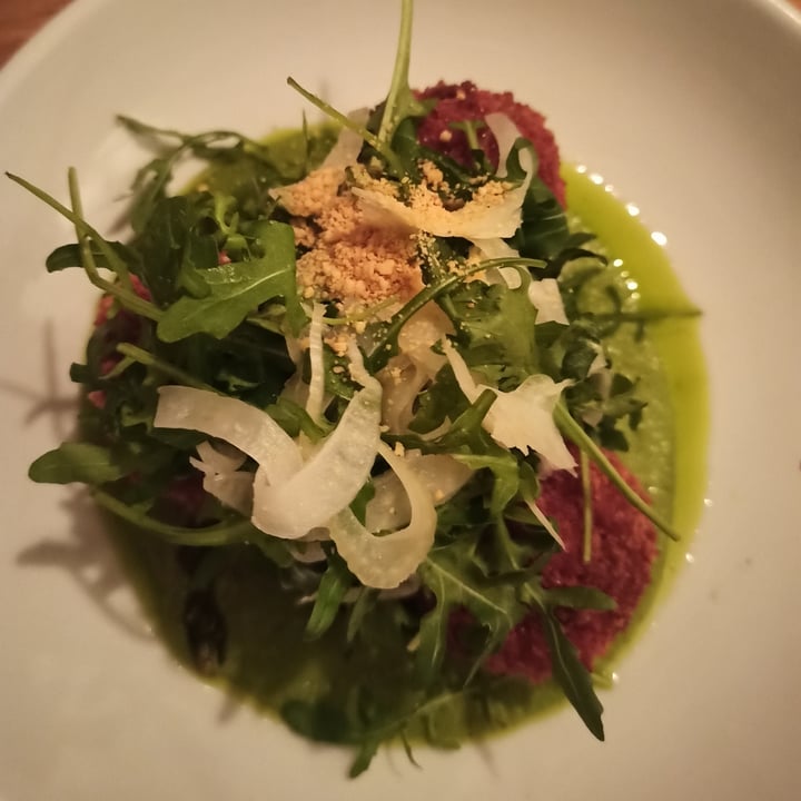 photo of The Gallimaufry Cashew and Beetroot Arancini, Spinach Sauce, Rocket Pesto and Fennel shared by @wendyyoyo on  07 Nov 2021 - review