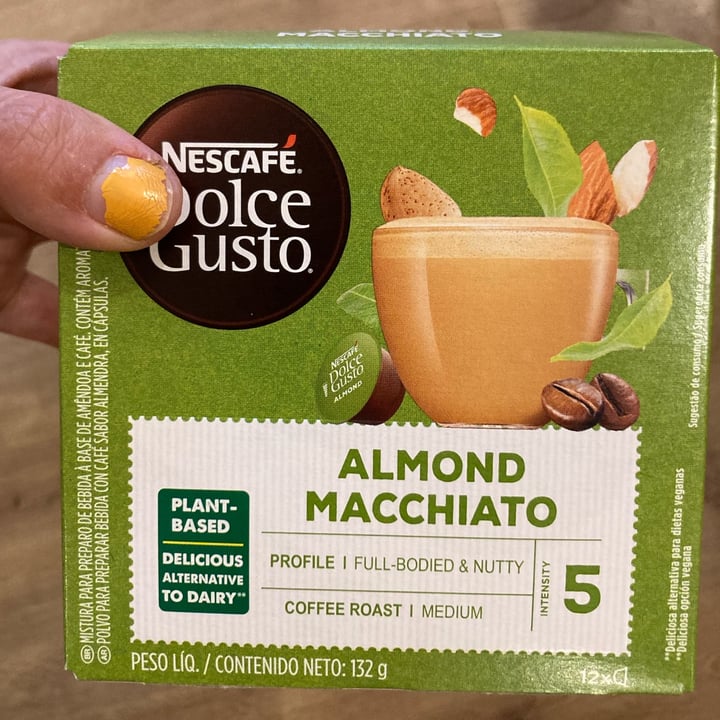 photo of Nescafè dolce gusto Almond Macchiato shared by @meditarnaescola on  07 Dec 2022 - review