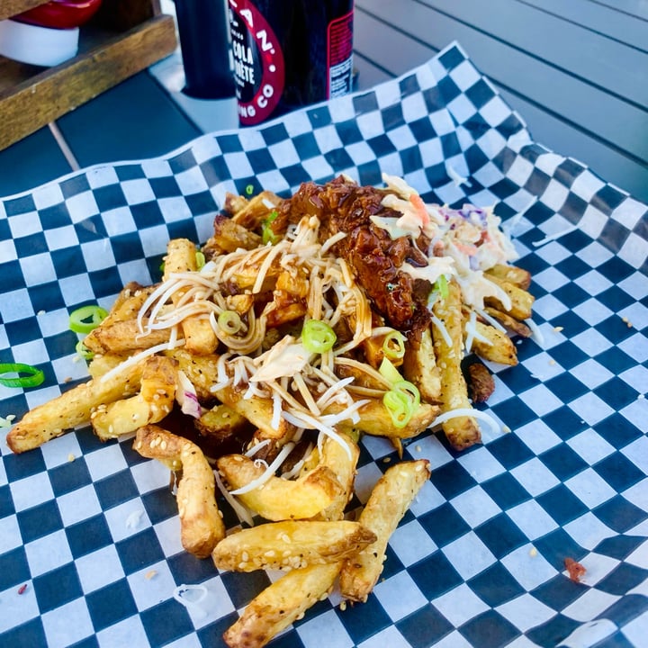 photo of Boon Burger Cafe Pulled Jackfruit Poutine shared by @thealexrae on  18 Dec 2021 - review