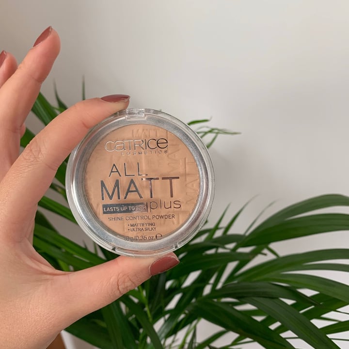 photo of Catrice Cosmetics All Matt Plus – Shine Control Powder shared by @noeliaperez on  27 Oct 2020 - review