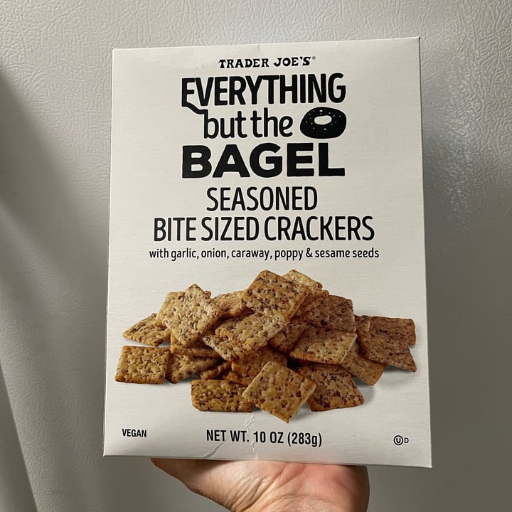photo of Trader Joe's Everything But The Bagel Seasoned Bite Sized Crackers shared by @triciaa on  16 May 2022 - review