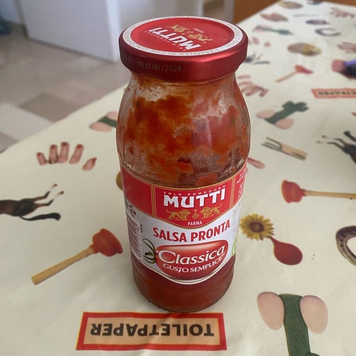 photo of Mutti Salsa Pronta Classica shared by @camillamussini on  26 May 2022 - review