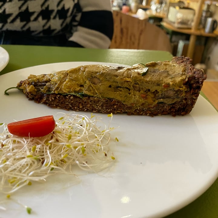 photo of Alchemist Garden Quiche Raw shared by @lucacoach23 on  15 Apr 2022 - review